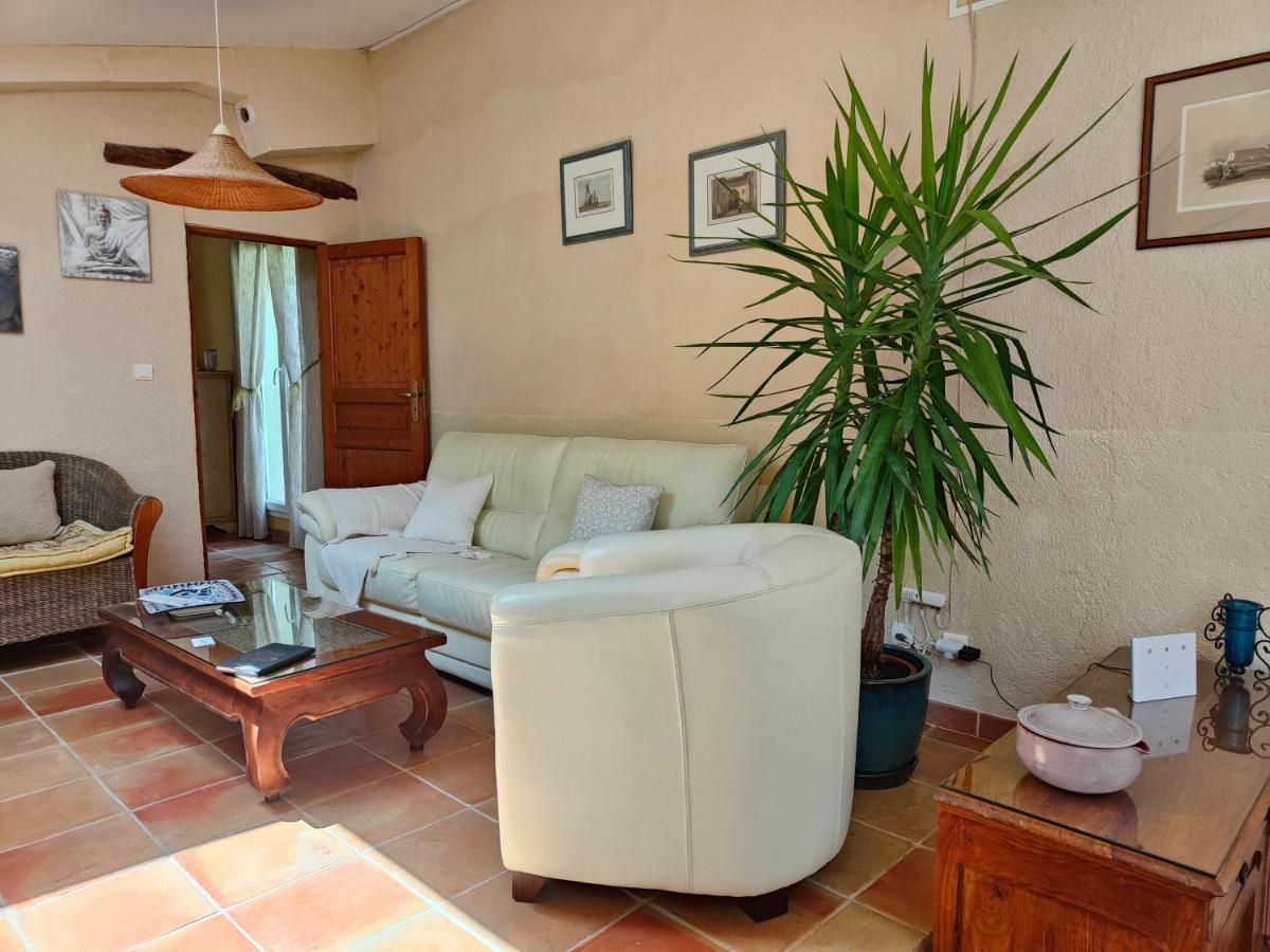 Domaine Bellavigne Gites Et Spa Forcalquier Bagian luar foto